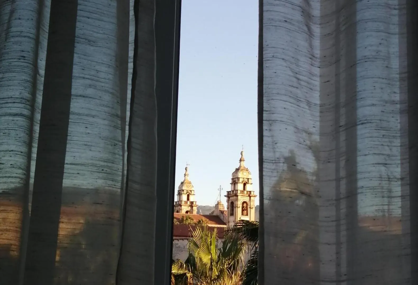 Lux Home - Appartamento Con Fantastica Vista Palermo 0*,  Italy