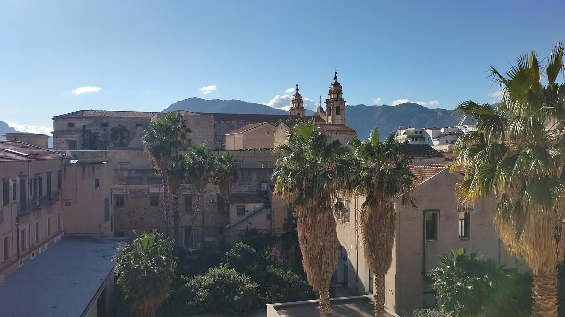 Lux Home - Appartamento Con Fantastica Vista Palermo 0*,